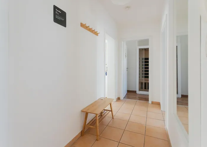 Am Bauhausmuseum * Dessau-Rosslau